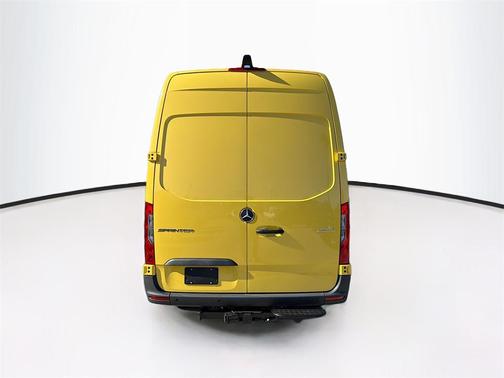 2026 Mercedes-Benz Sprinter 2500 Cargo 170 WB