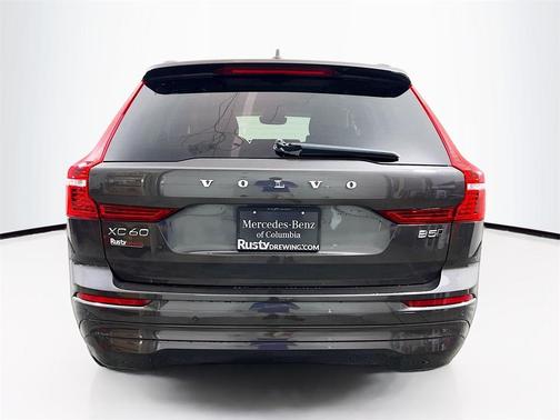 2023 Volvo XC60 B5 Core