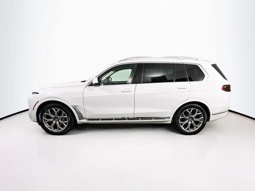 Alpine White 2024 BMW X7 xDrive40i
