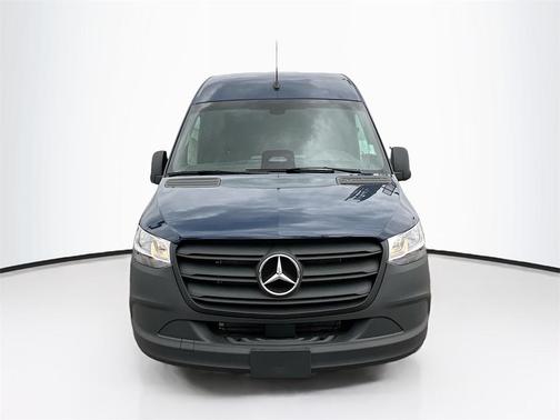 2025 Mercedes-Benz Sprinter 2500 Standard Roof