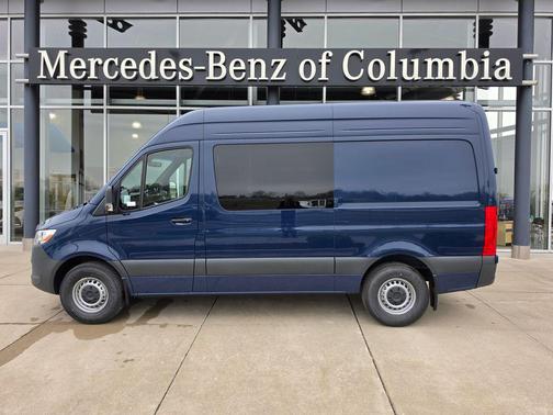 2026 Mercedes-Benz Sprinter 2500 Crew 144 WB