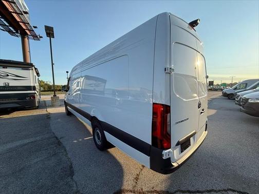 2025 Mercedes-Benz Sprinter 2500 High Roof
