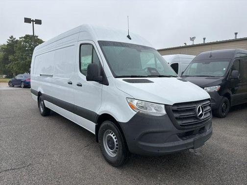 2025 Mercedes-Benz Sprinter 2500 High Roof