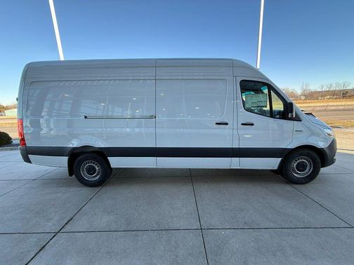 2024 Mercedes-Benz Sprinter 2500 High Roof