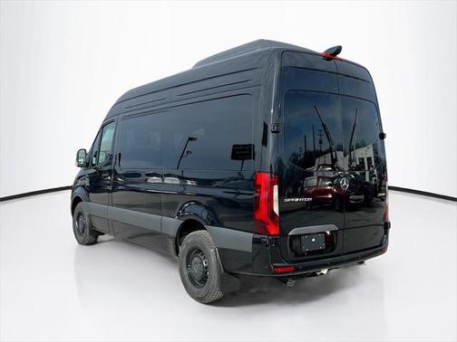2025 Mercedes-Benz Sprinter 2500 Standard Roof