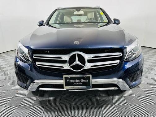 Photo 2 of 28 of 2019 Mercedes-Benz GLC 300 Base 4MATIC