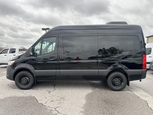 2024 Mercedes-Benz Sprinter 2500 Standard Roof
