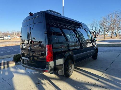 2024 Mercedes-Benz Sprinter 2500 Standard Roof
