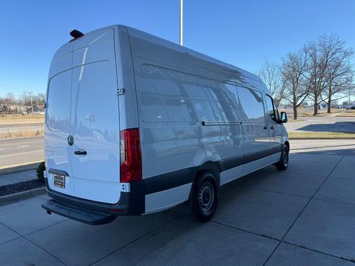 2024 Mercedes-Benz Sprinter 2500 High Roof