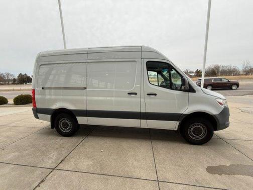 2020 Mercedes-Benz Sprinter 1500 Standard Roof I4