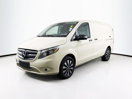 Pebble Gray 2023 Mercedes-Benz Metris Base