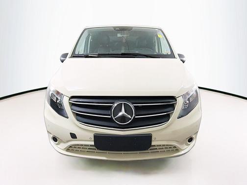 Pebble Gray 2023 Mercedes-Benz Metris Base