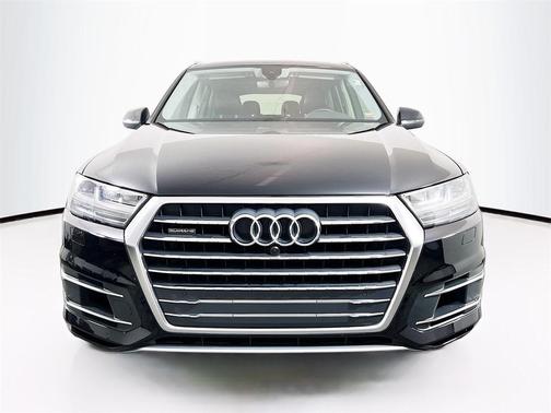 2019 Audi Q7 55 Premium Plus