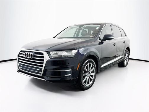 2019 Audi Q7 55 Premium Plus