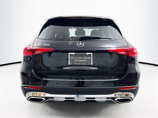2025 Mercedes-Benz GLC 300 4MATIC