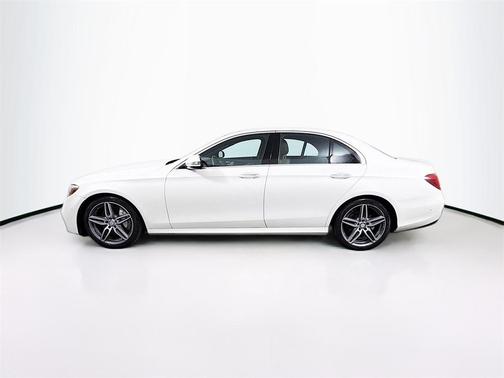 2017 Mercedes-Benz E-Class 4MATIC