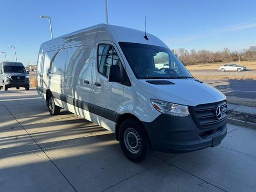 2025 Mercedes-Benz Sprinter 2500 High Roof
