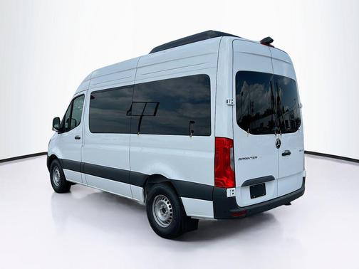 2025 Mercedes-Benz Sprinter 2500 Standard Roof