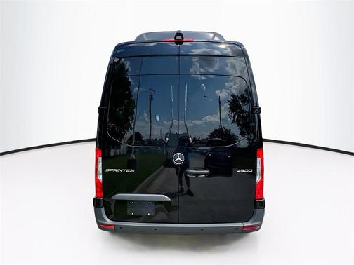 2025 Mercedes-Benz Sprinter 2500 High Roof