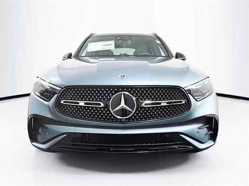 2026 Mercedes-Benz GLC 300 4MATIC