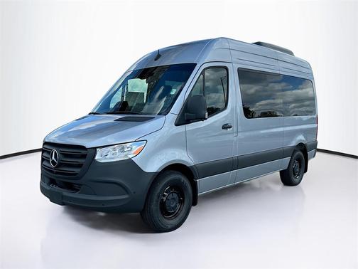 2025 Mercedes-Benz Sprinter 2500 Passenger 144 WB
