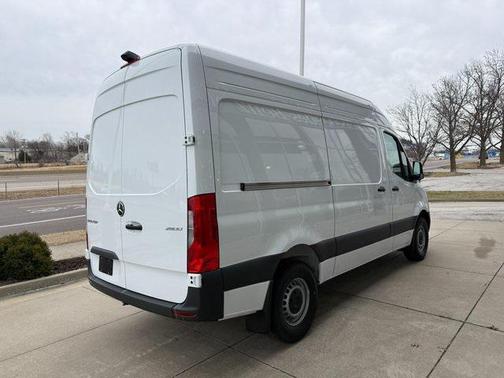 2026 Mercedes-Benz Sprinter 2500 Cargo 144 WB