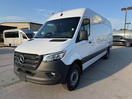 2025 Mercedes-Benz Sprinter 2500 High Roof