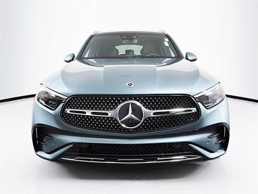 2026 Mercedes-Benz GLC 300 4MATIC