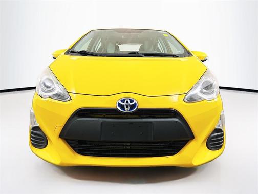 2016 Toyota Prius c One