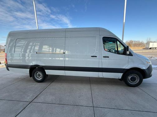 2025 Mercedes-Benz Sprinter 3500XD High Roof