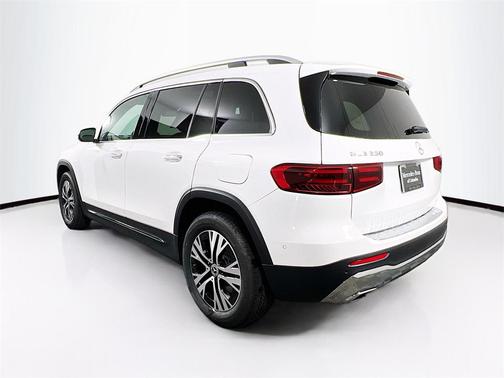 2026 Mercedes-Benz GLB 250 4MATIC