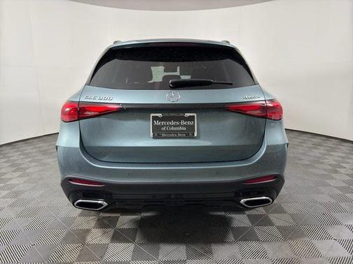 2025 Mercedes-Benz GLC 300 4MATIC