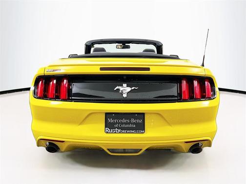 2016 Ford Mustang V6