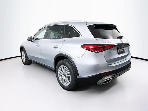 Silver Metallic 2026 Mercedes-Benz GLC 300 4MATIC