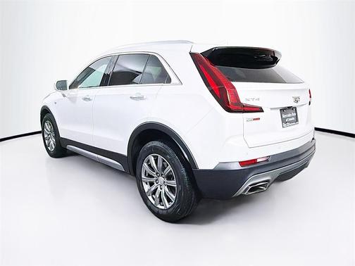 2021 Cadillac XT4 Premium Luxury