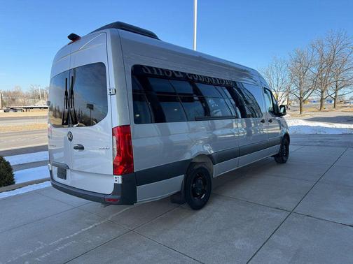 2024 Mercedes-Benz Sprinter 2500 High Roof
