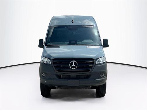 2025 Mercedes-Benz Sprinter 2500 High Roof