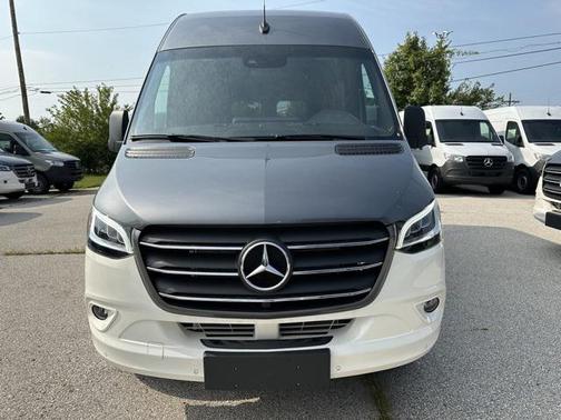 2023 Mercedes-Benz Sprinter 2500 Standard Roof
