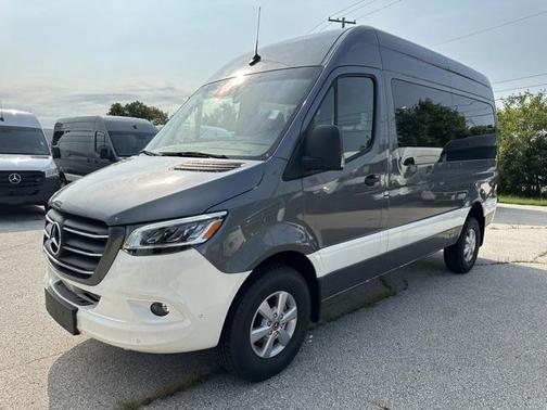 2023 Mercedes-Benz Sprinter 2500 Standard Roof