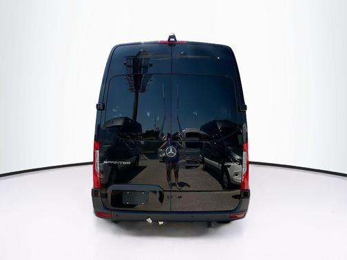 2025 Mercedes-Benz Sprinter 2500 Standard Roof