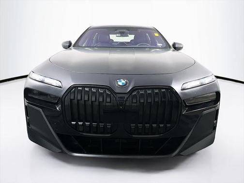 2023 BMW 760 i xDrive