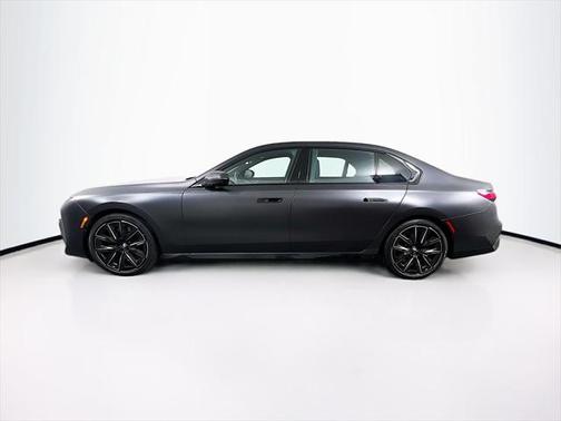 2023 BMW 760 i xDrive