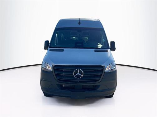 2025 Mercedes-Benz Sprinter 2500 Passenger 144 WB
