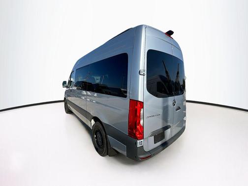 2025 Mercedes-Benz Sprinter 2500 Passenger 144 WB