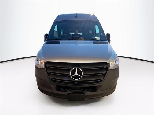 2025 Mercedes-Benz Sprinter 2500 Passenger 144 WB