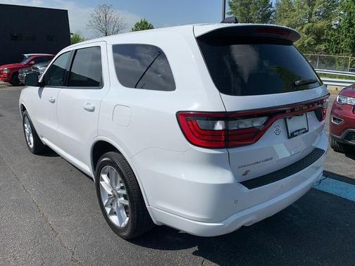 White Knuckle Clearcoat 2023 Dodge Durango GT