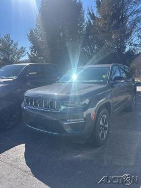 2022 Jeep Grand Cherokee 4xe Base