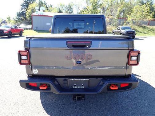 Granite Crystal Clearcoat Metallic 2021 Jeep Gladiator Mojave