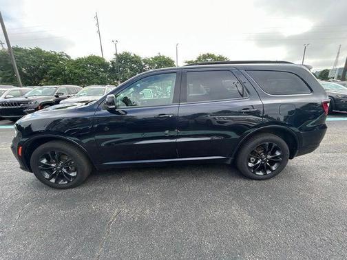 Night 2024 Dodge Durango GT