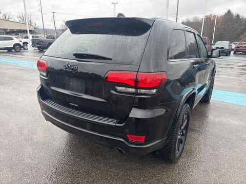 2022 Jeep Grand Cherokee WK Laredo